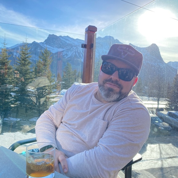 Meet your Posher, Lindsay - Picture 1 of 1